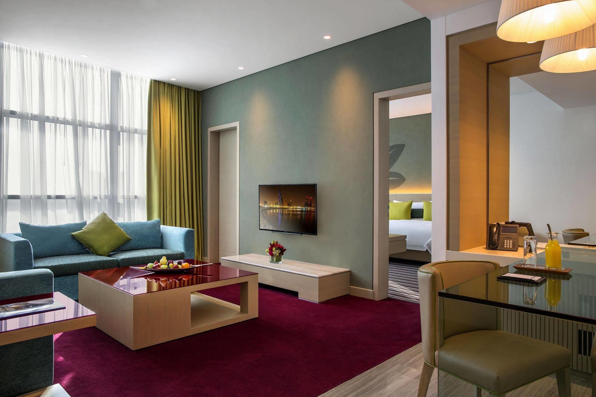 Downtown Rotana Hotel Manama Exterior photo